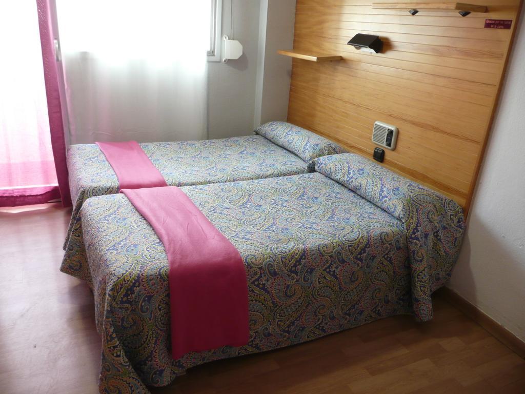 Pension Cinco Villas Логроньо Экстерьер фото