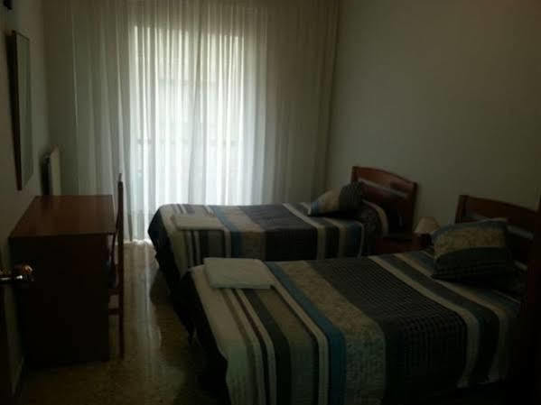 Pension Cinco Villas Логроньо Экстерьер фото