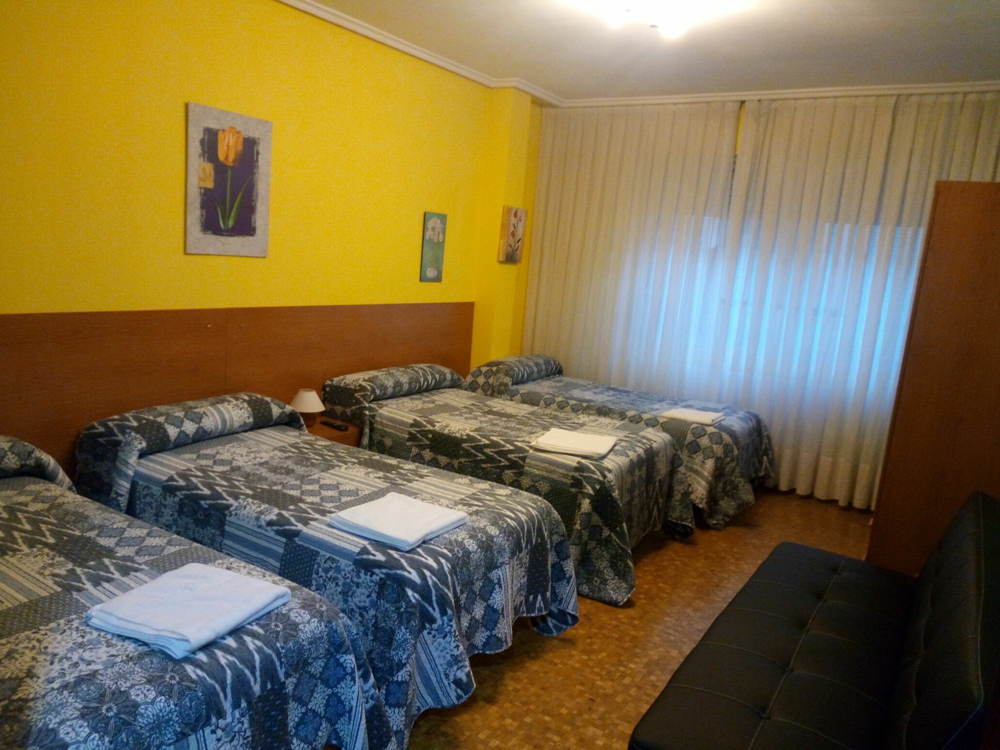 Pension Cinco Villas Логроньо Экстерьер фото